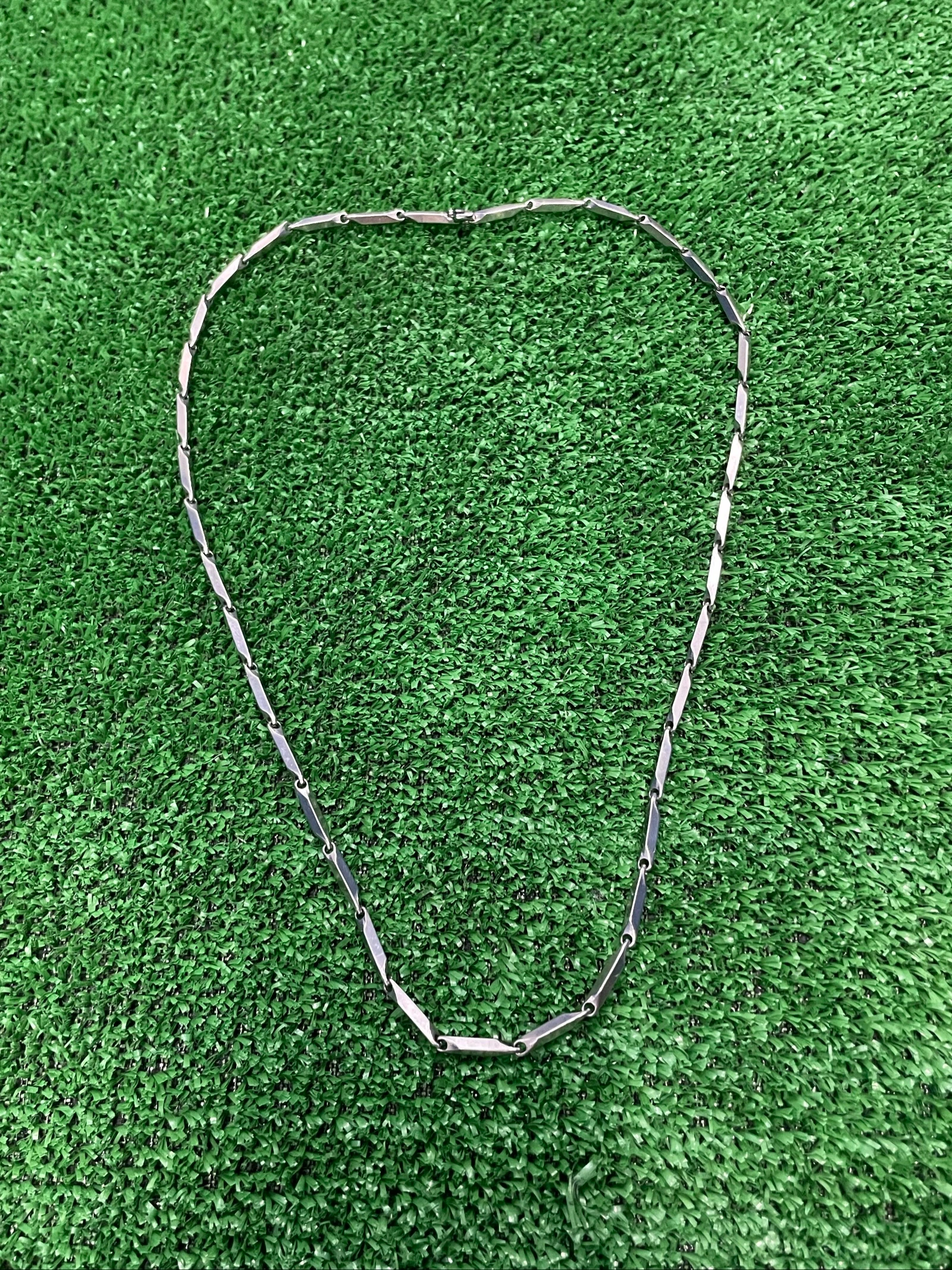 Cadena de acero